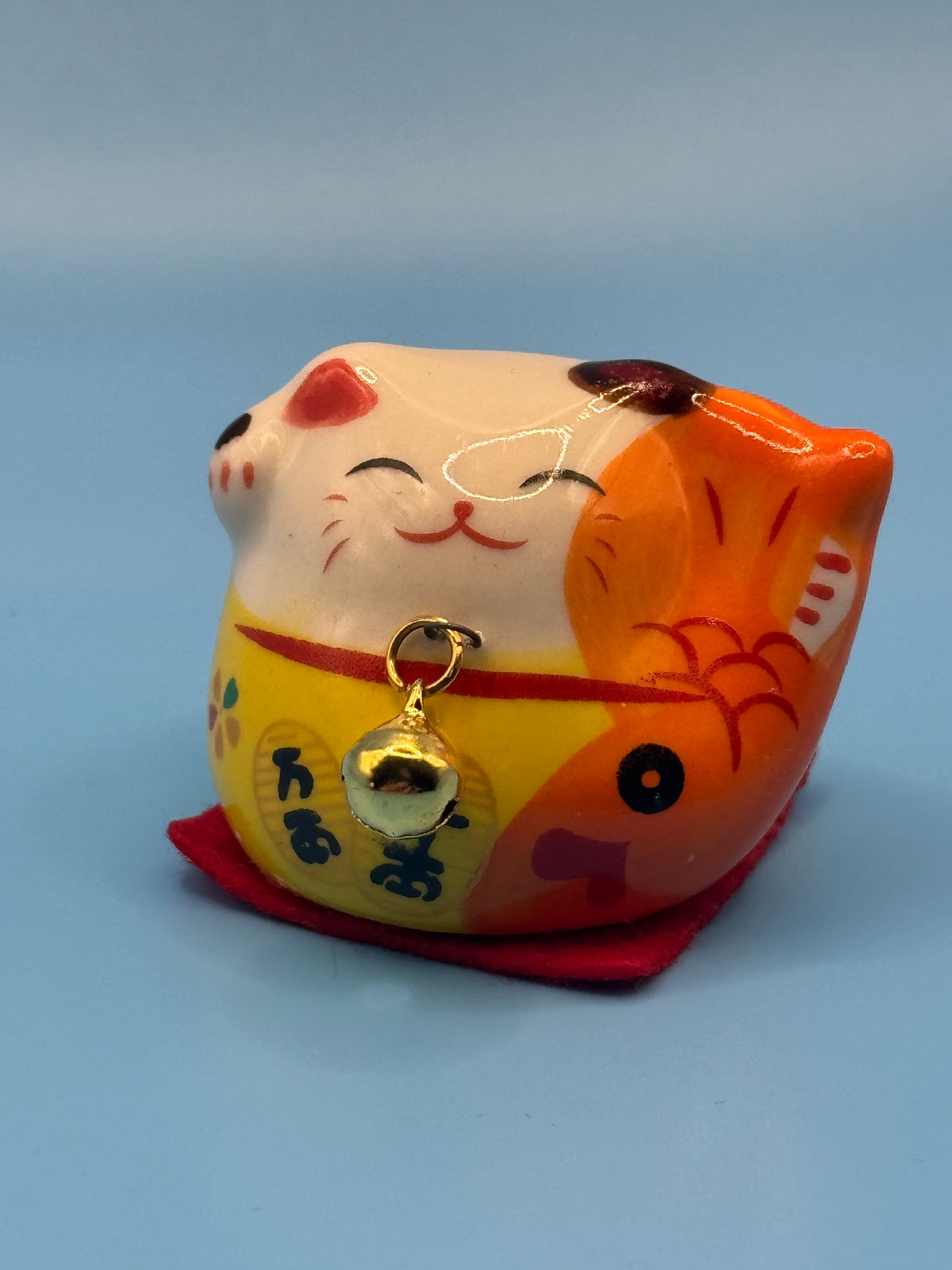 Miniature Ceramic Maneki Neko Cat Figurines
