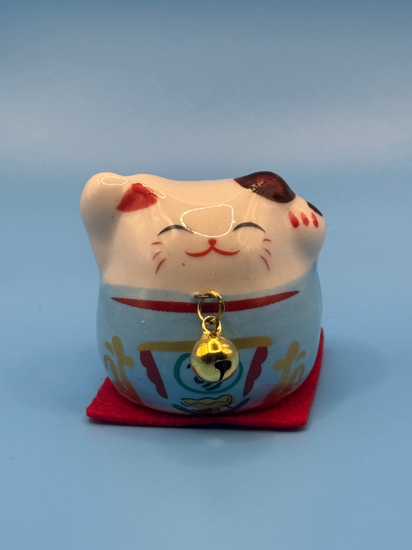 Miniature Ceramic Maneki Neko Cat Figurines
