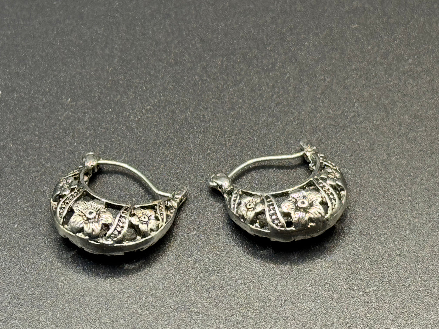 Floral copper hoop earrings