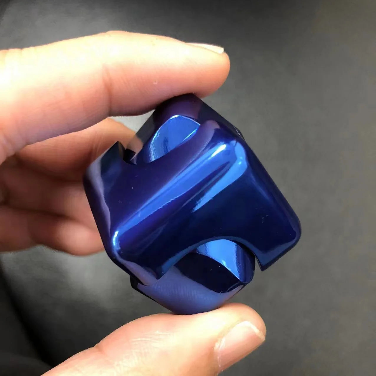 Ultra cool cube fidget spinner. Quite a mesmerising and different type of spinner.