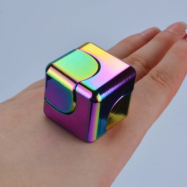 Ultra cool cube fidget spinner. Quite a mesmerising and different type of spinner.