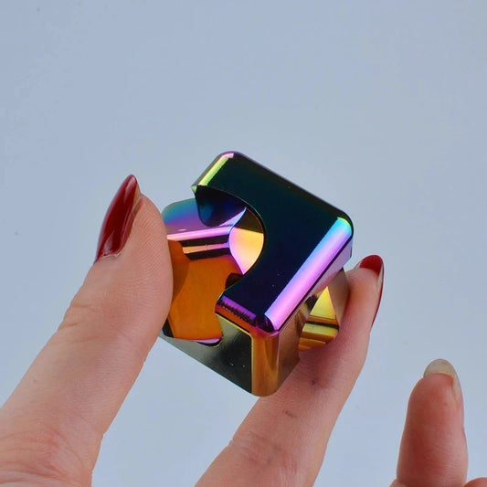 Ultra cool cube fidget spinner. Quite a mesmerising and different type of spinner.